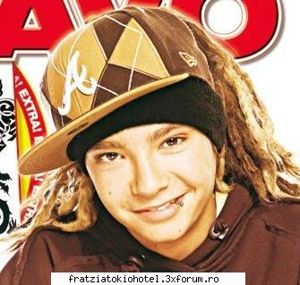 are niste ochi superbi asta o jtiti  :nebun:  ji am auzit k ii plak altfel aman2 umbla q blonde deji