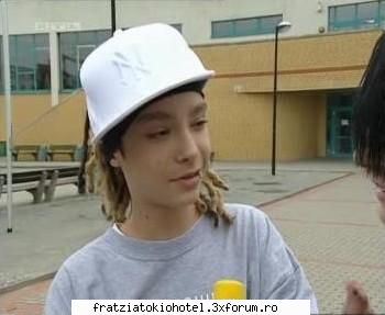 Tot ce stitzi despre el! - pai..nush..adik ultimu` meu tov a fost cam - Tom Kaulitz!!