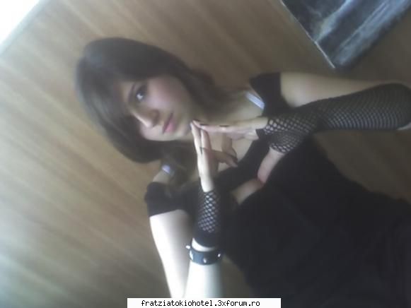 poi id meu d mess e v rog fanii th dati add k s vb..v ube rau iata ji o poza q mn..... heellooooo