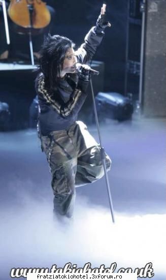 poze bill - imi place poza!!!!!!!!!!! - Bill Kaulitz